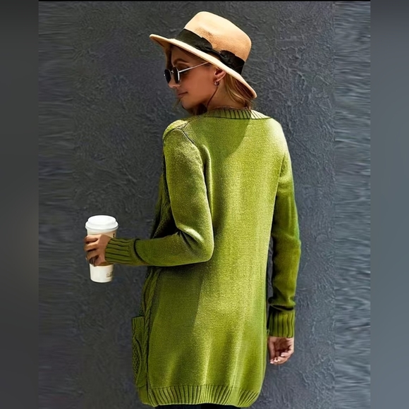 Gorgeous Green Plus Size Cable Knit Cardigan Sweater With Pockets and Buttons - Picture 3 of 5